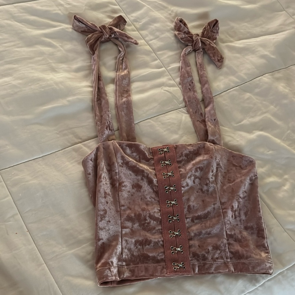 Forever 21 Velveteen Crop Top With Adjustable Straps in Mauve size small
